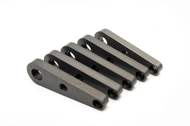 鑫創盟助力戰勝疫情-鋁合金體溫檢測門配件定制加工廠家